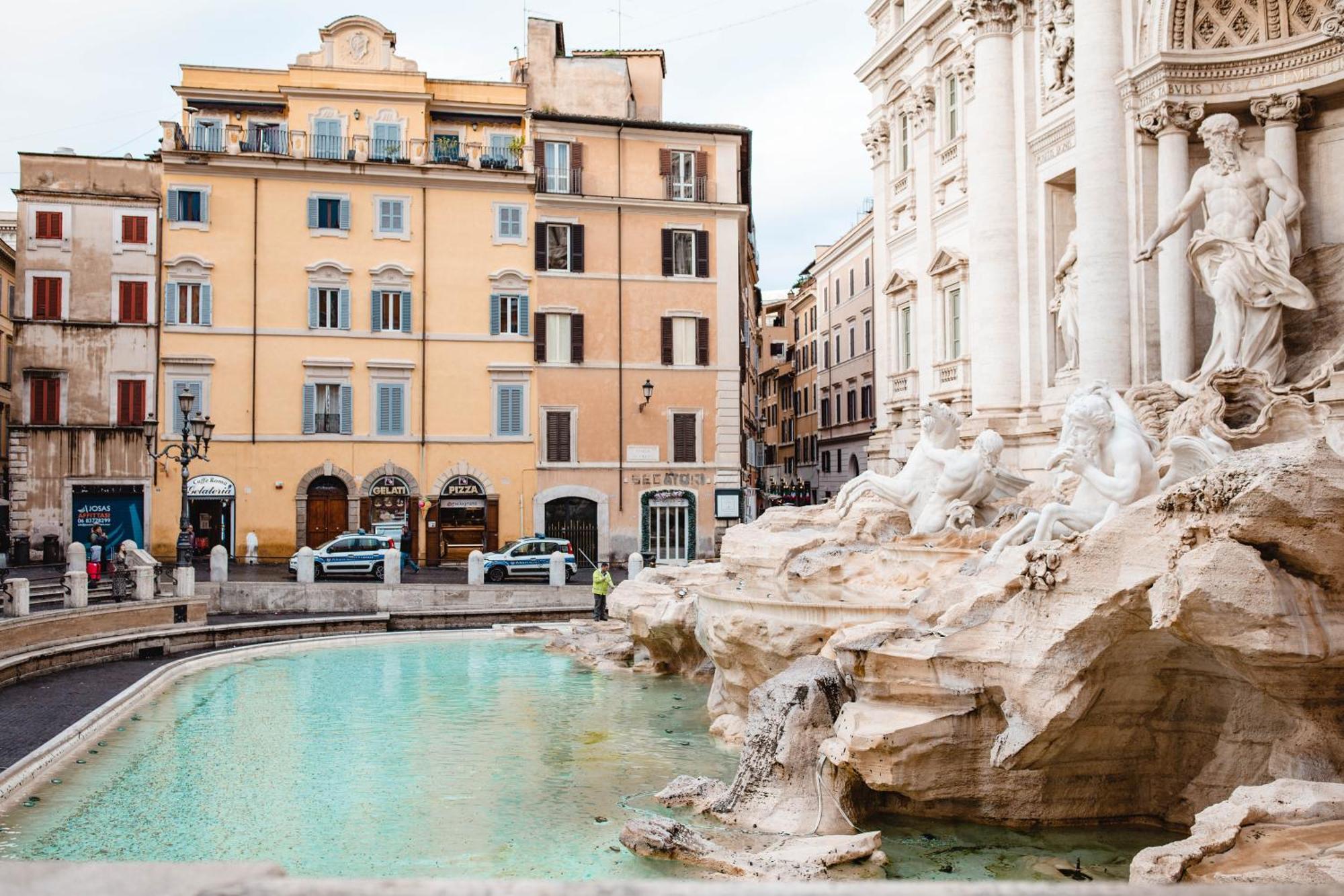 Delfini Trevi House Hotel Roma Exterior foto
